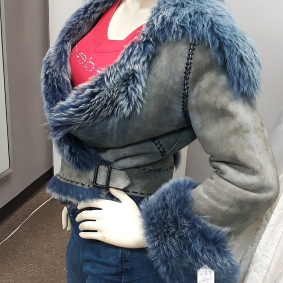 Fur jacket - Picture 3 of 4
